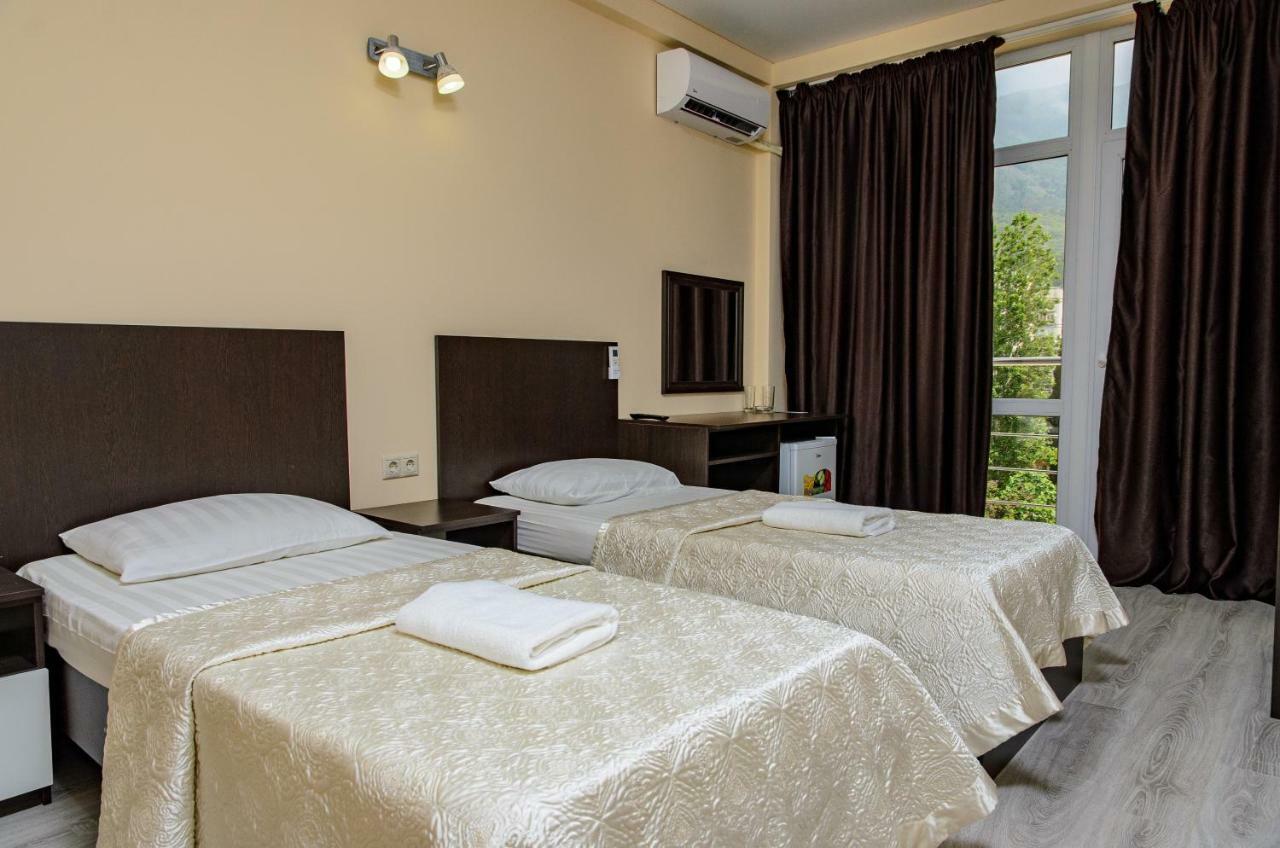 Orchidea Hotel Gagra Exterior foto