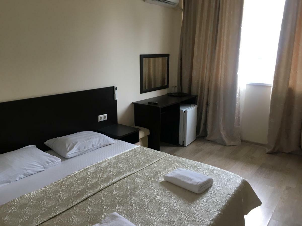 Orchidea Hotel Gagra Exterior foto